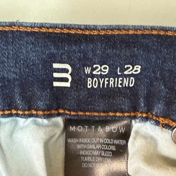 Mott and Bow Jeans Womens 29x28 Fits 31x28 Blue Boyfriend Dark Wash Stretch Prep - Picture 11 of 14